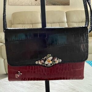 EUC - Vintage Rare Brighton Black and Brown Croc-Embossed Crossbody Bag